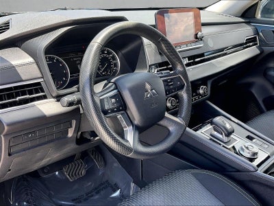 2024 Mitsubishi Outlander ES S-AWC