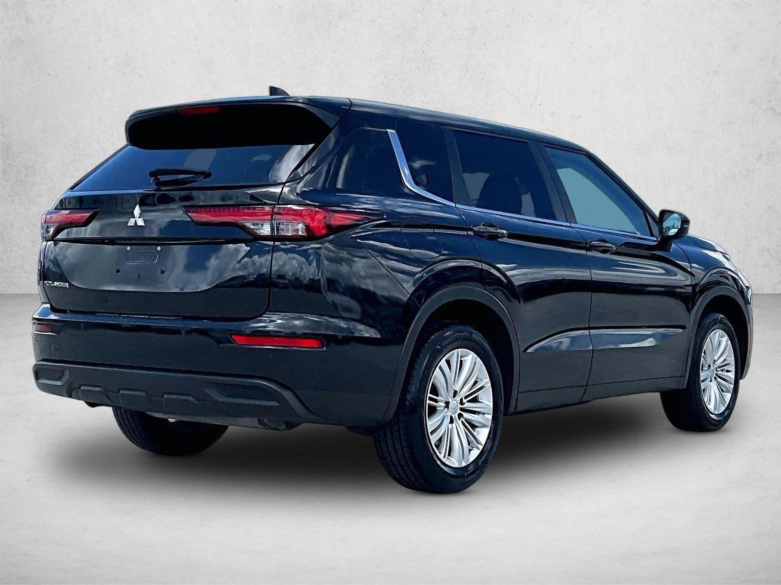 2024 Mitsubishi Outlander ES S-AWC