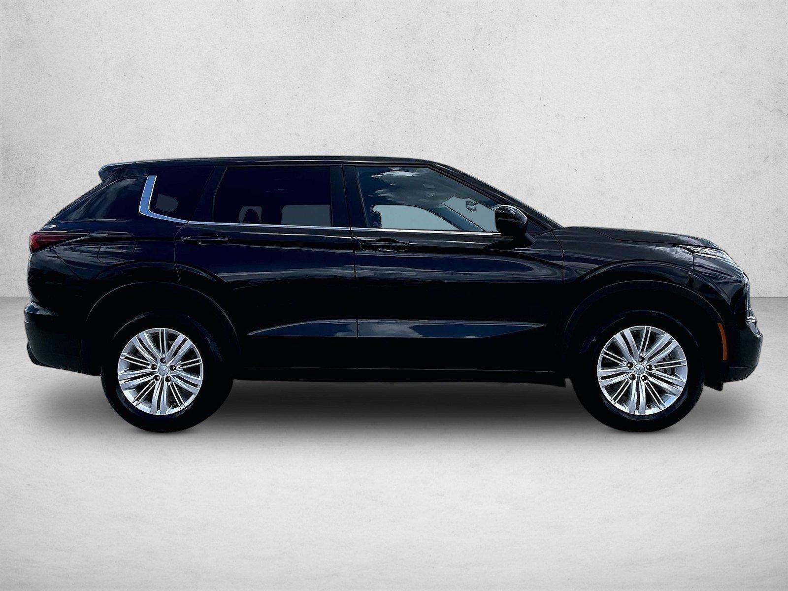 2024 Mitsubishi Outlander ES S-AWC