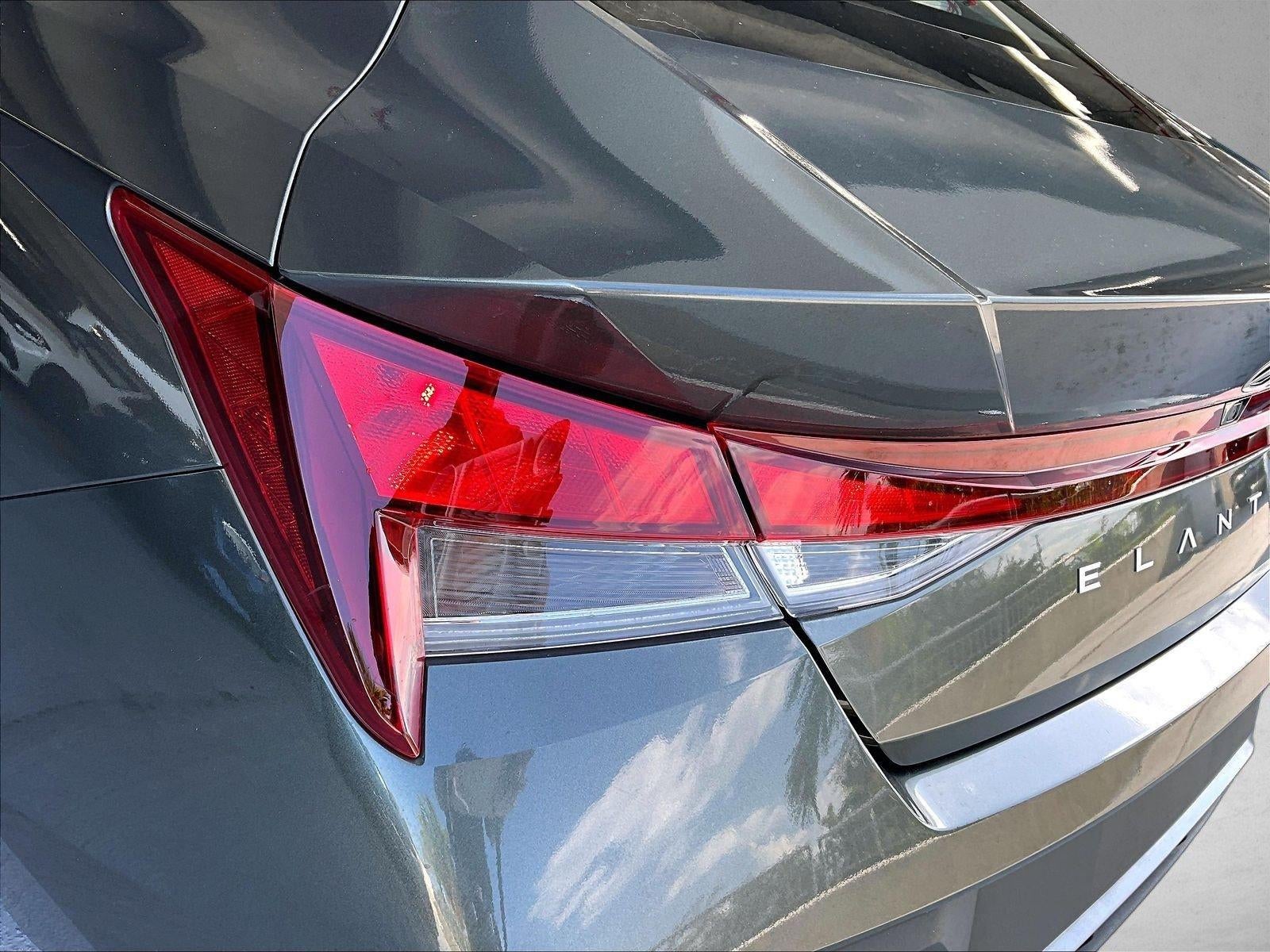 2024 Hyundai ELANTRA SEL IVT