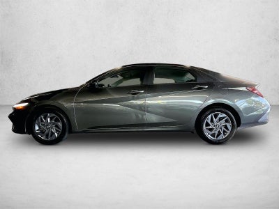 2024 Hyundai ELANTRA SEL IVT