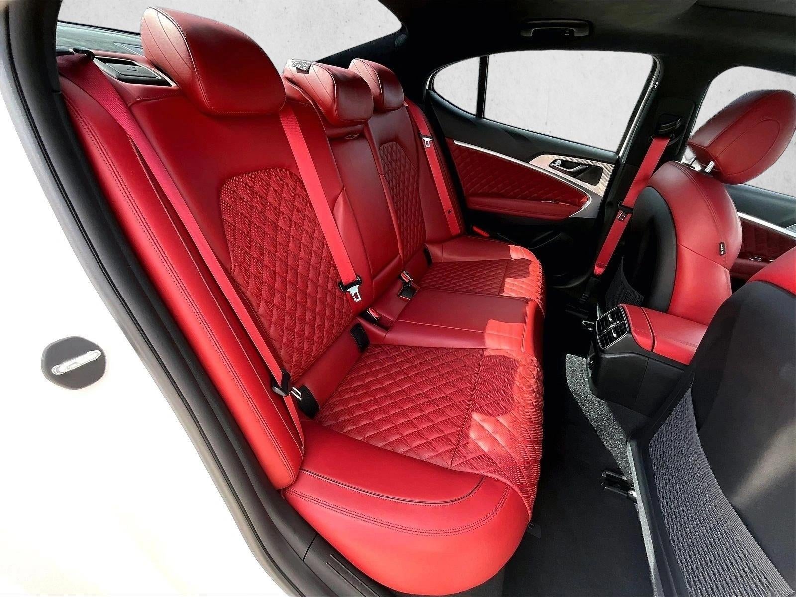 2022 Genesis G70 3.3T Launch Edition RWD