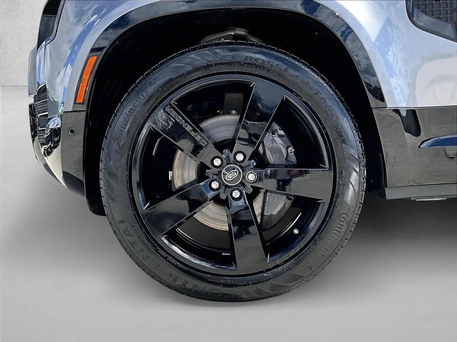 2024 Land Rover Defender 110 P500 SE