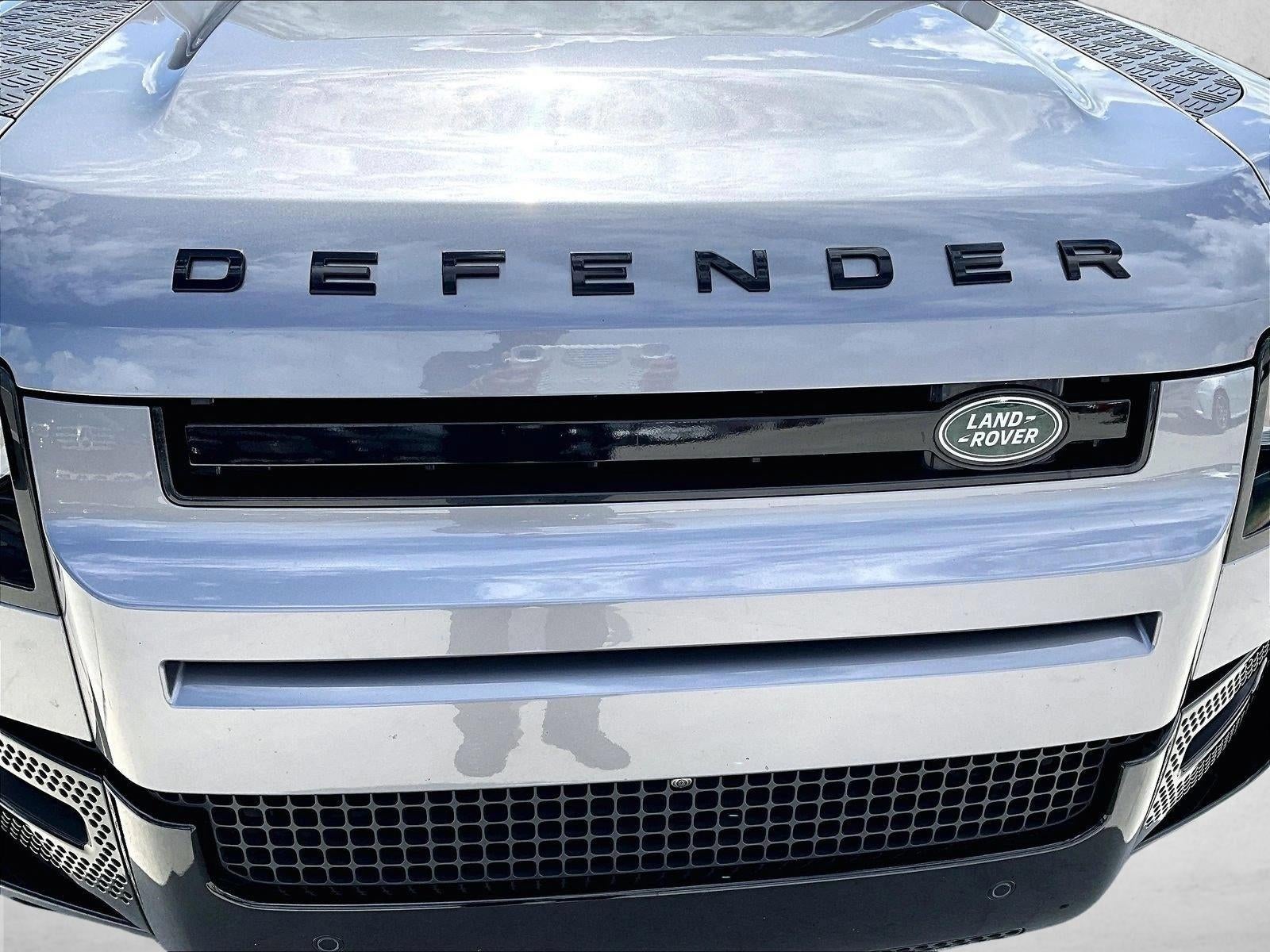 2024 Land Rover Defender 110 P500 SE