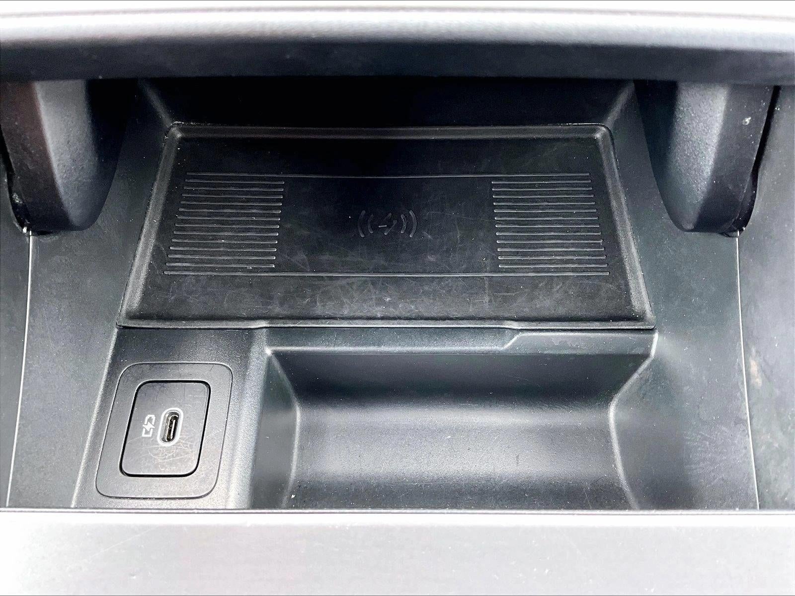 2025 Land Rover Range Rover Velar P250 Dynamic SE
