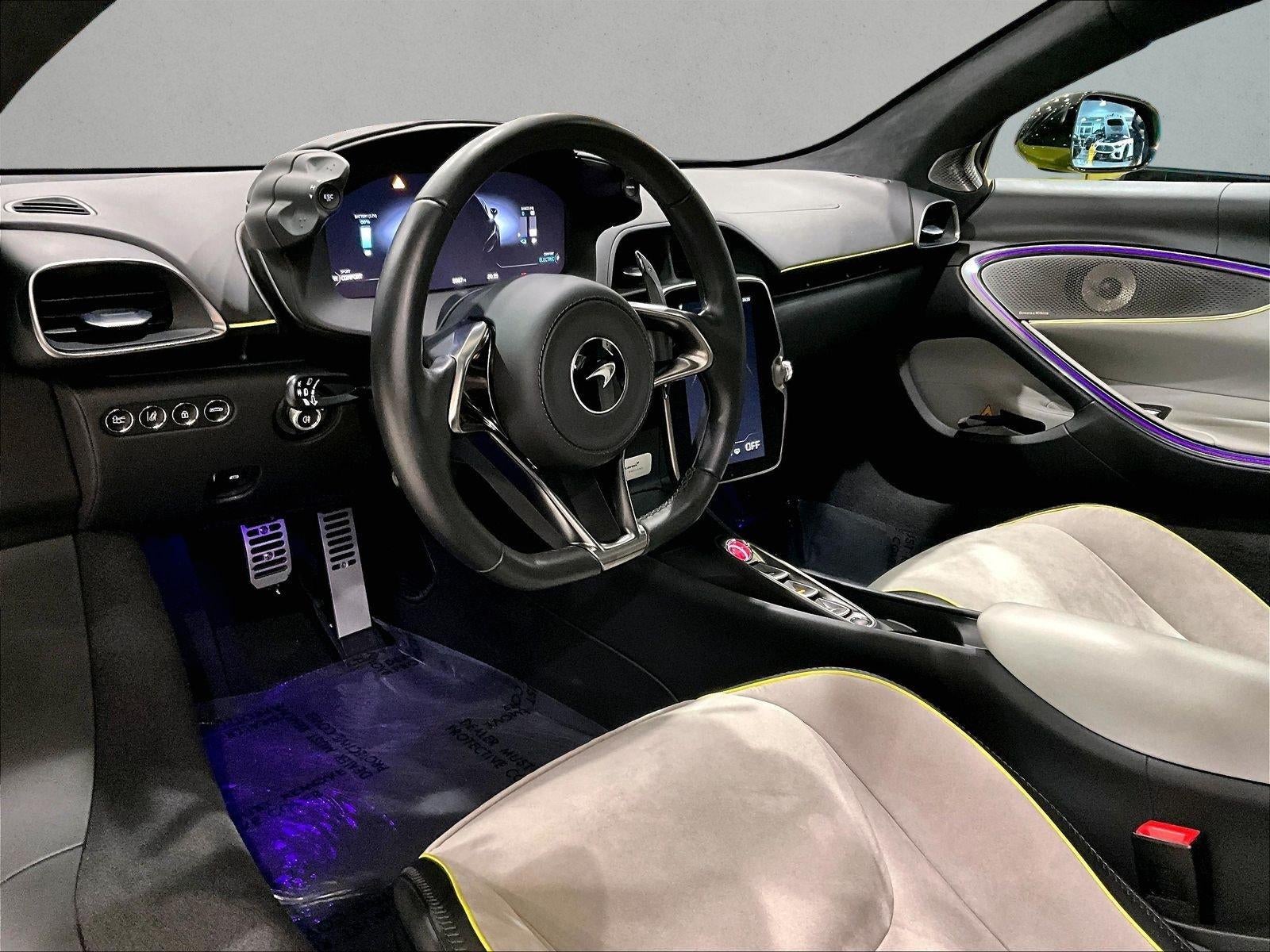 2023 McLaren Artura Coupe