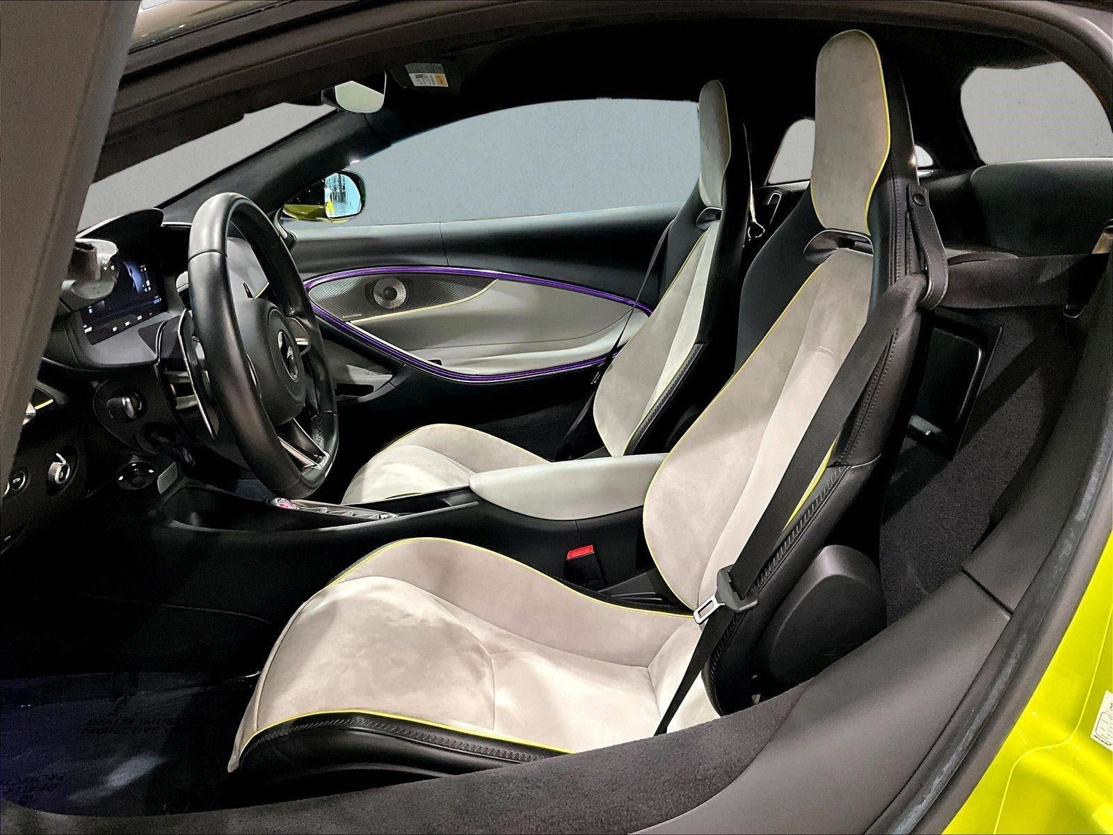 2023 McLaren Artura Coupe