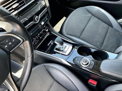 2019 INFINITI QX30 LUXE FWD