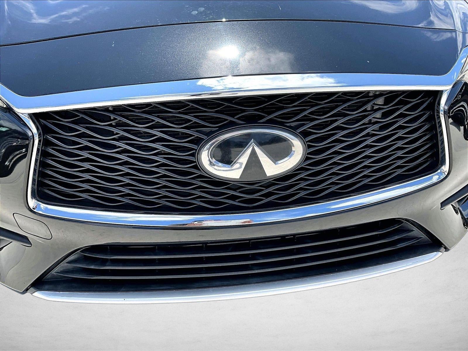 2019 INFINITI QX30 LUXE FWD