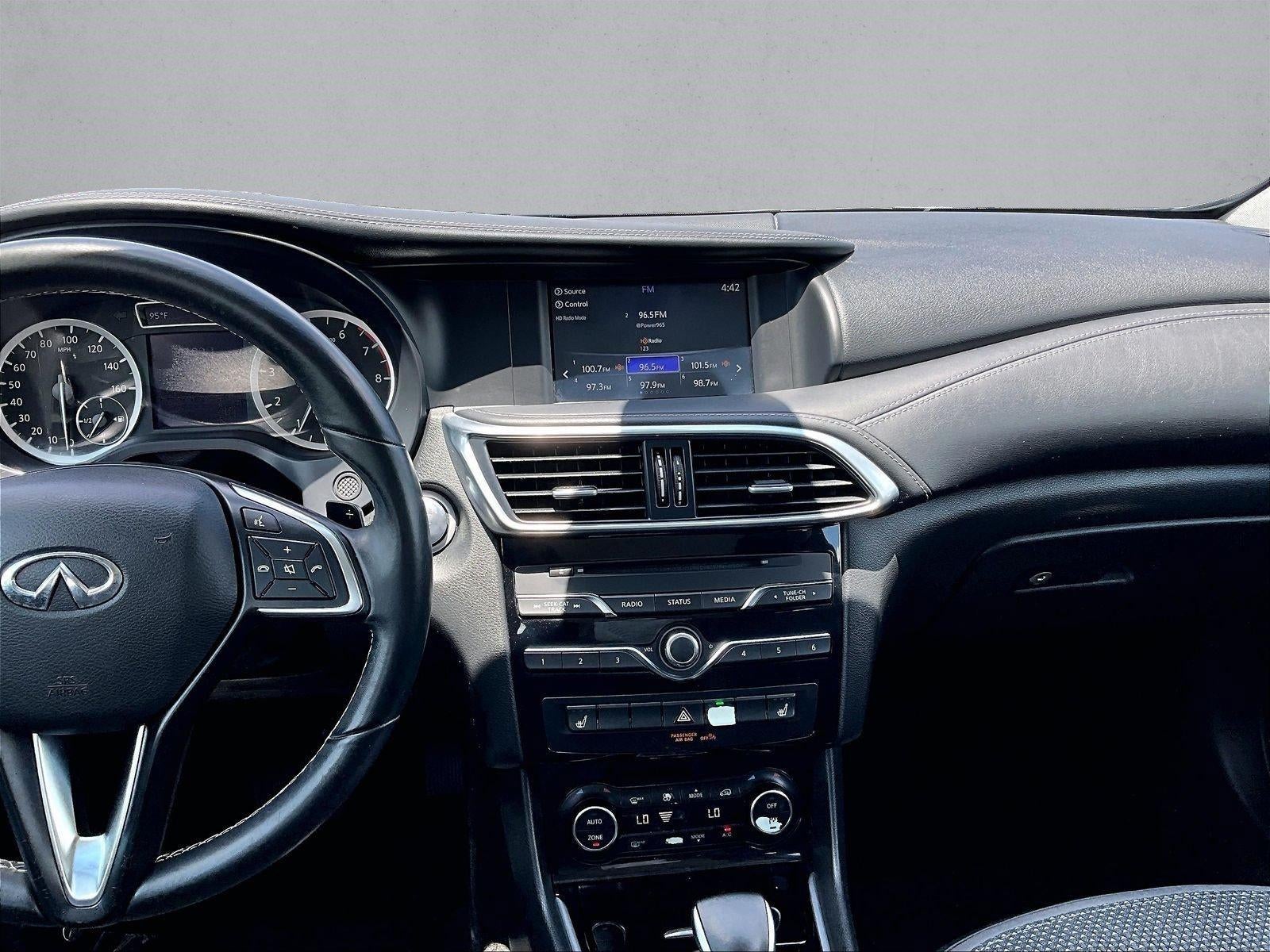 2019 INFINITI QX30 LUXE FWD