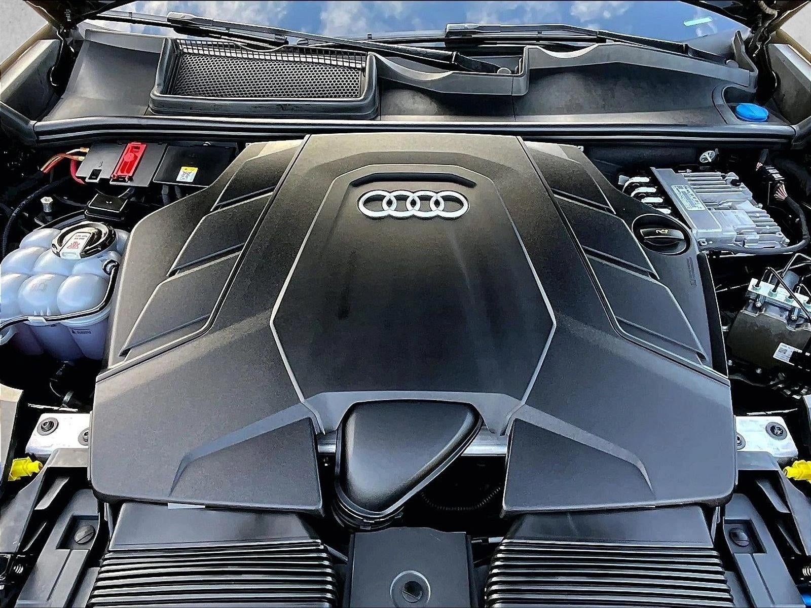 2021 Audi Q8 Premium Plus 55 TFSI quattro