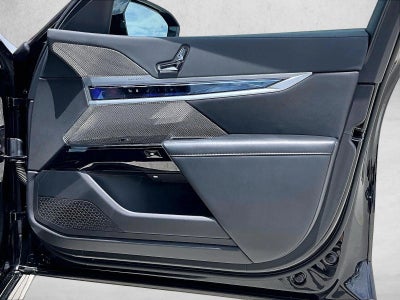 2023 BMW 760i xDrive Sedan
