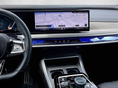 2023 BMW 760i xDrive Sedan