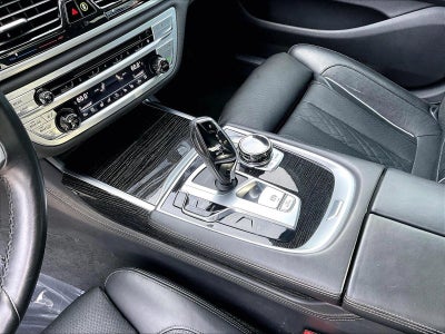 2017 BMW 750i Sedan