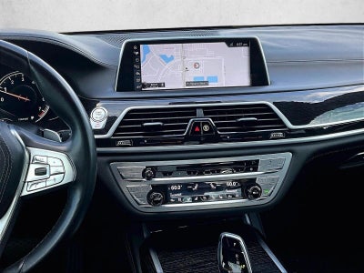 2017 BMW 750i Sedan