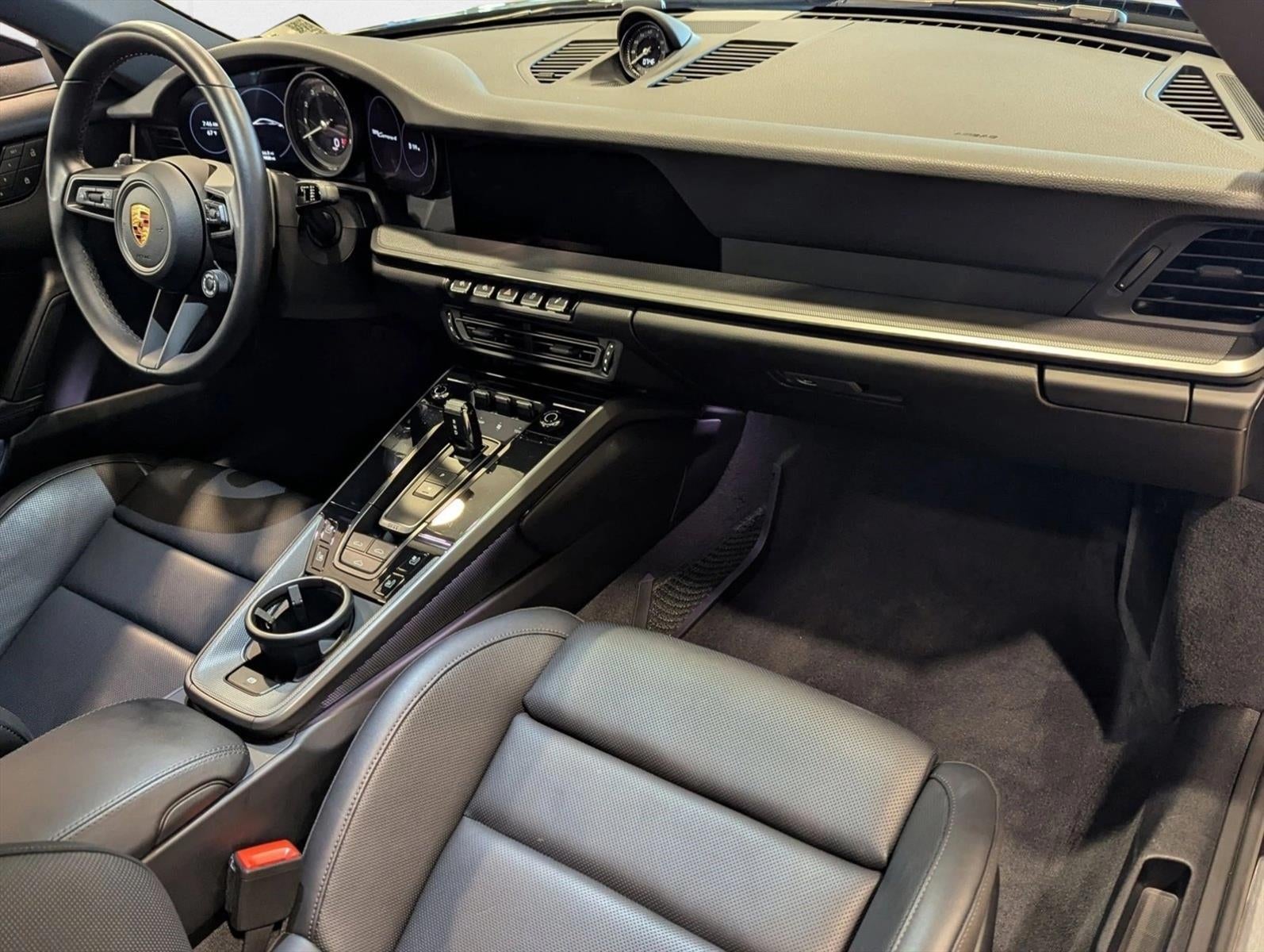 2024 Porsche 911 Carrera 4 Coupe