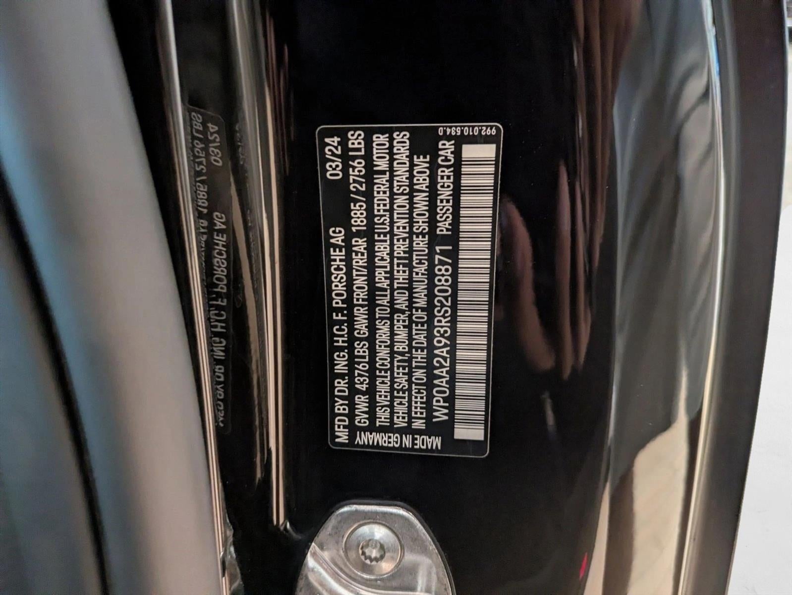 2024 Porsche 911 Carrera 4 Coupe