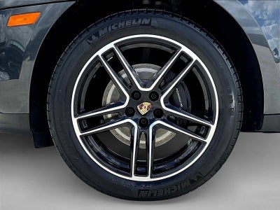 2020 Porsche Macan AWD