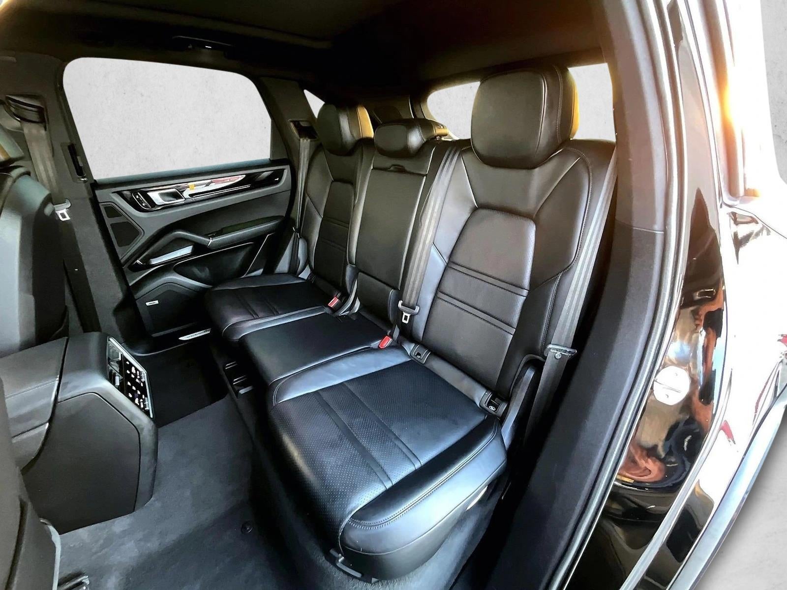 2020 Porsche Cayenne E-Hybrid AWD