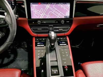2024 Porsche Macan S AWD