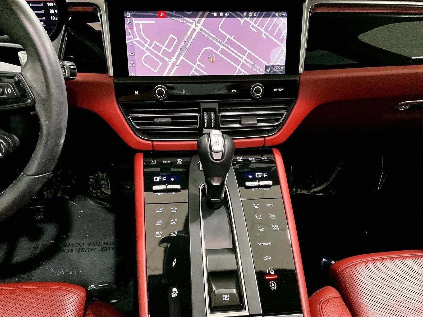 2024 Porsche Macan S AWD