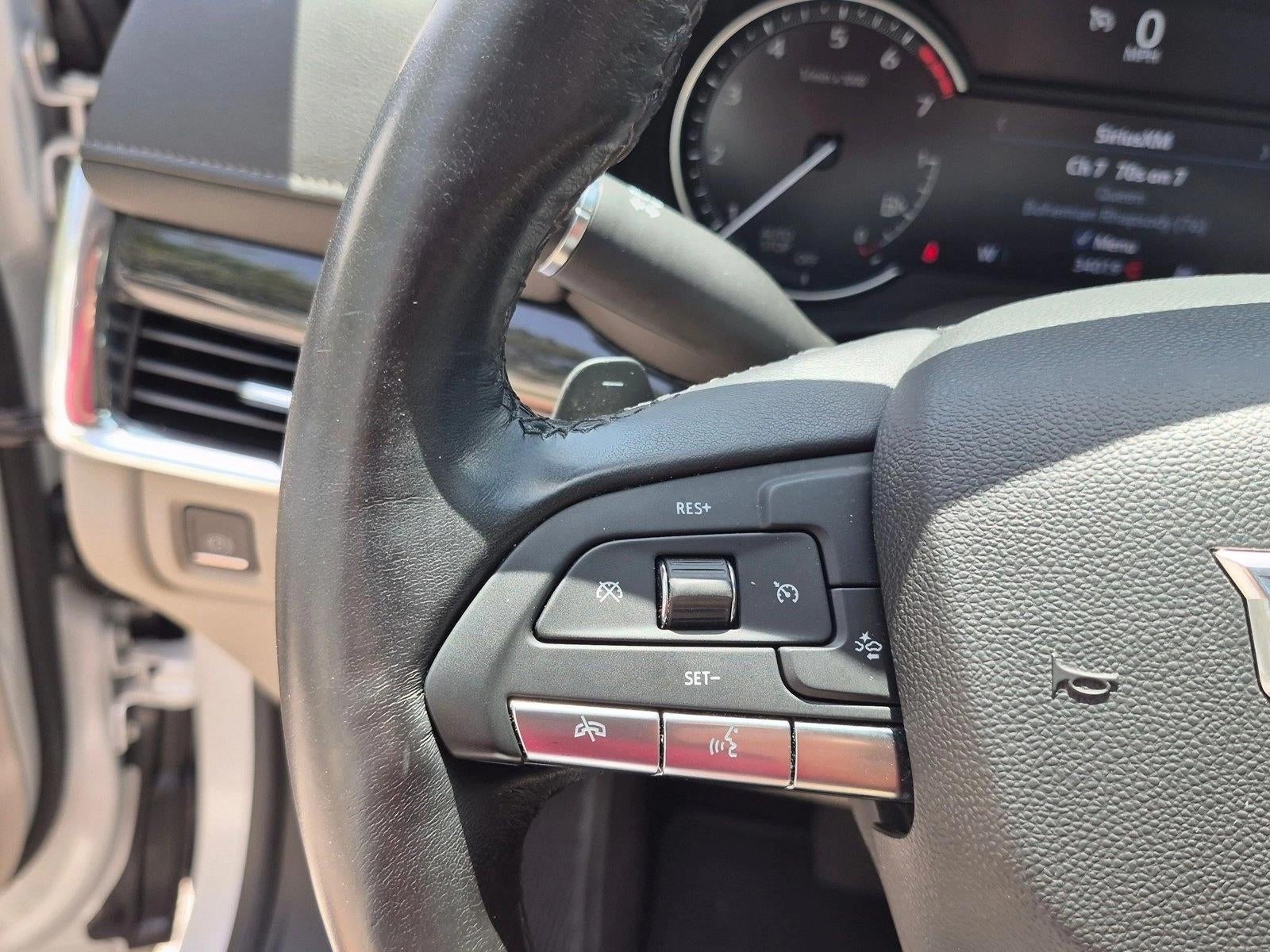 2023 Cadillac XT4 FWD 4dr Premium Luxury