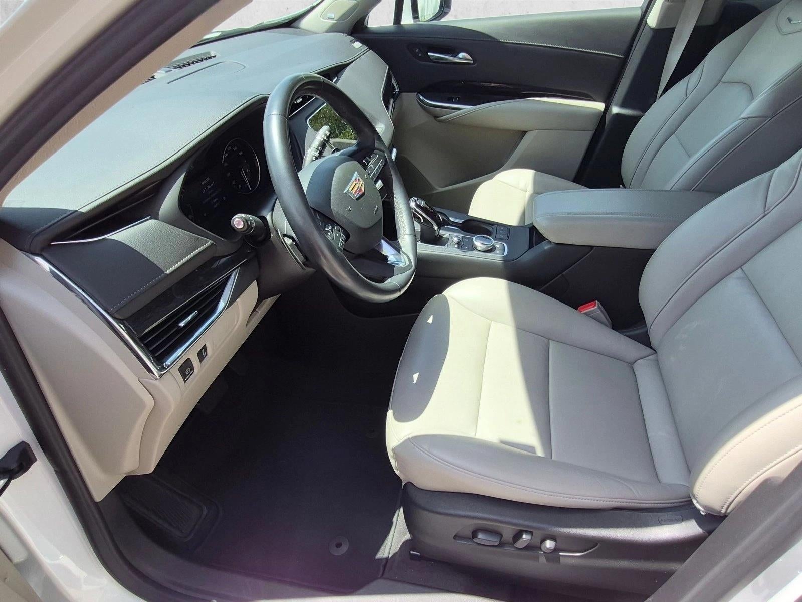 2023 Cadillac XT4 FWD 4dr Premium Luxury