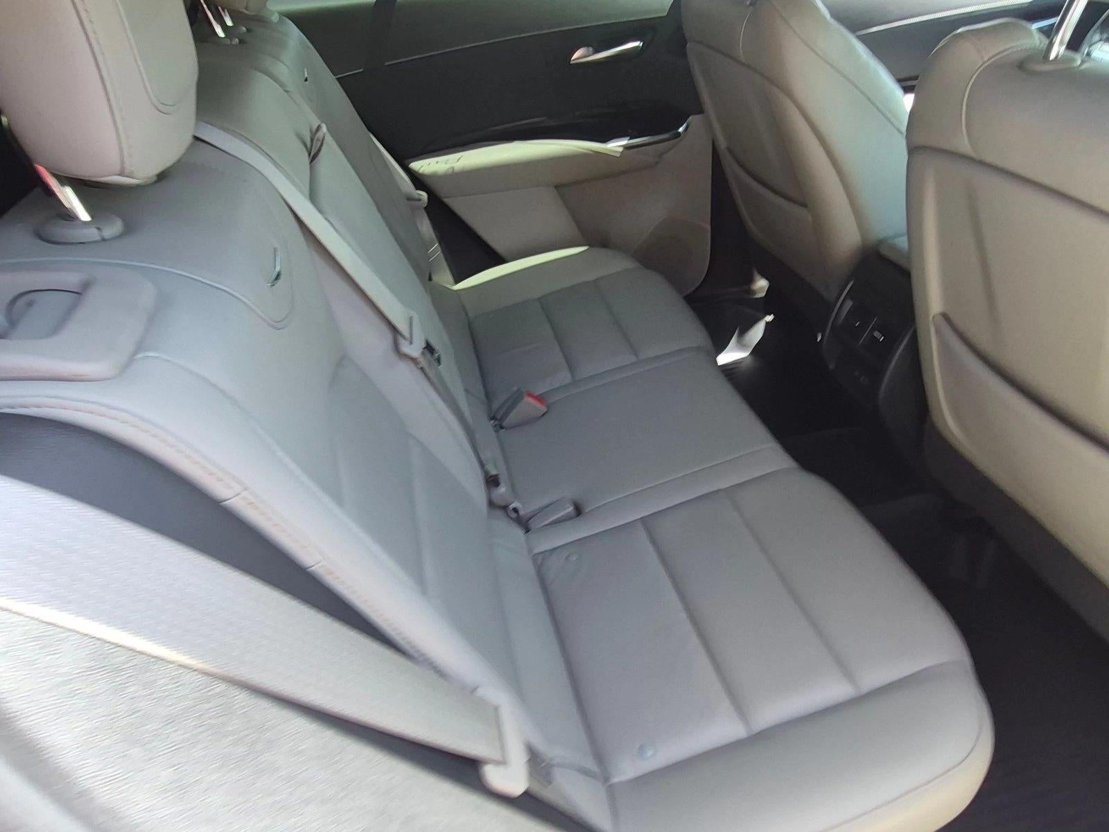 2023 Cadillac XT4 FWD 4dr Premium Luxury