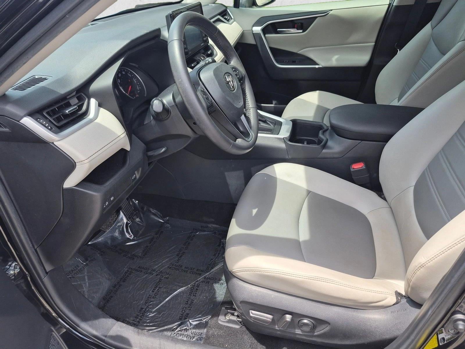 2022 Toyota RAV4 XLE Premium FWD (Natl)