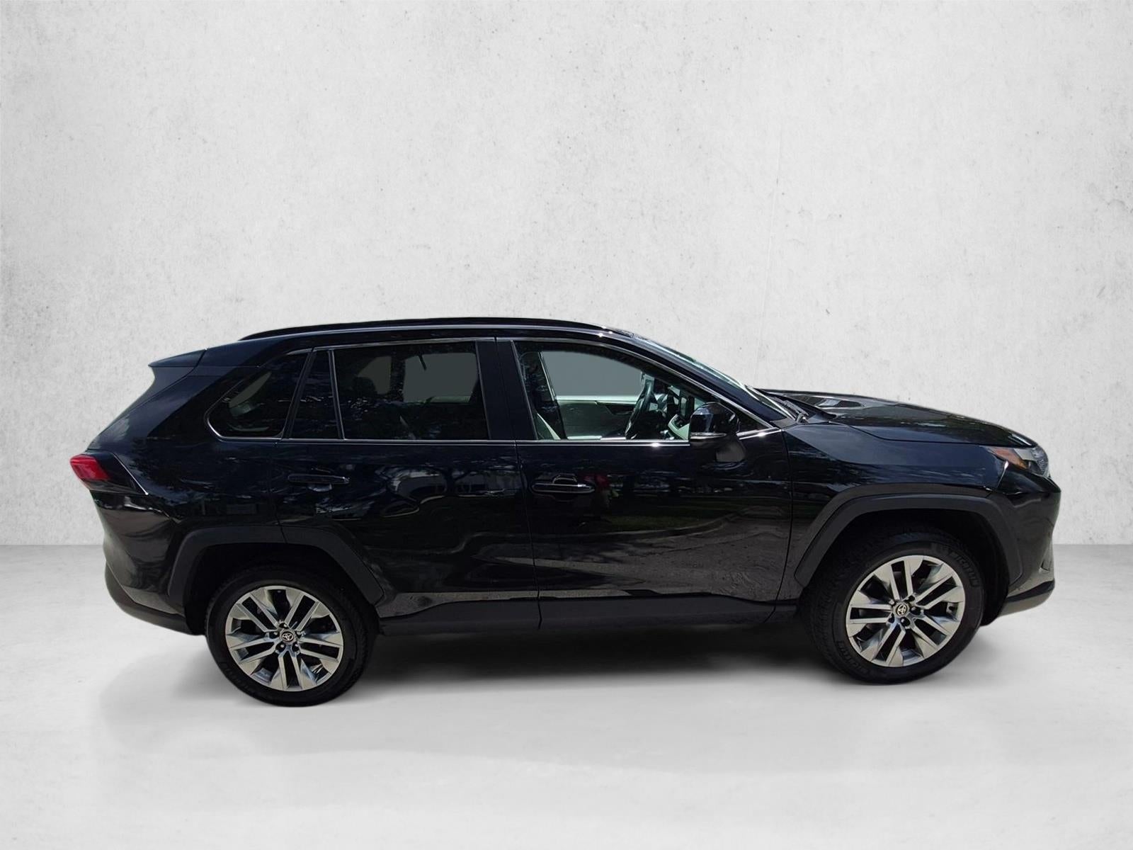 2022 Toyota RAV4 XLE Premium FWD (Natl)