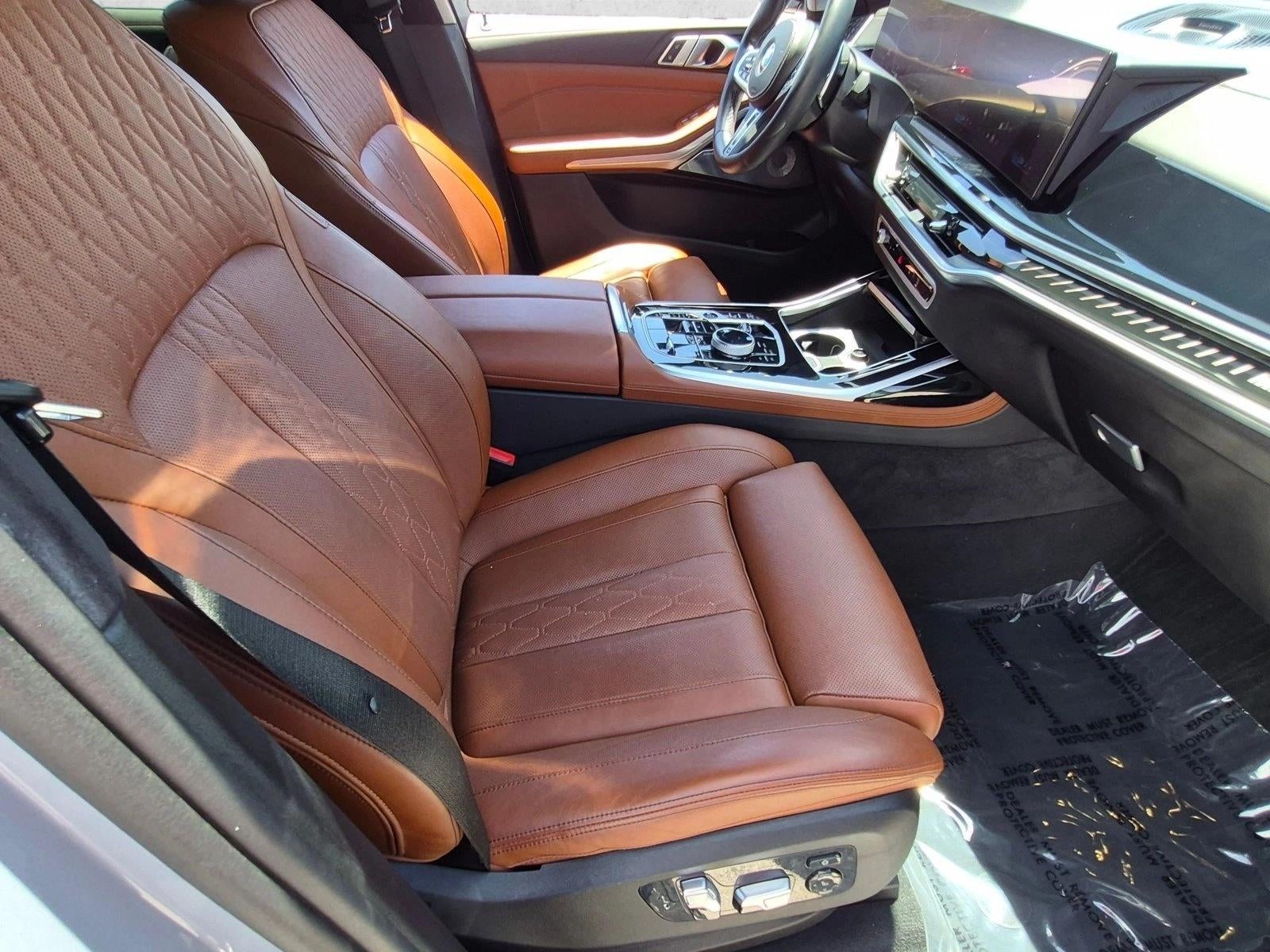 2025 BMW X7 M60i Sports Activity Vehicle