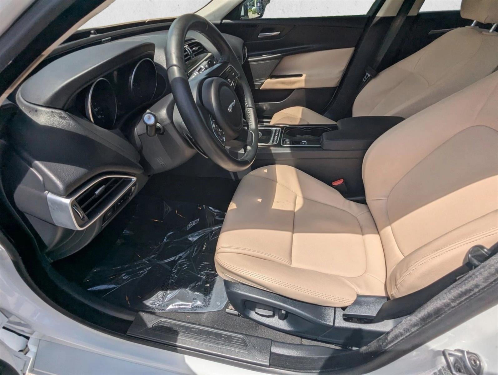 2017 Jaguar XE 25t RWD