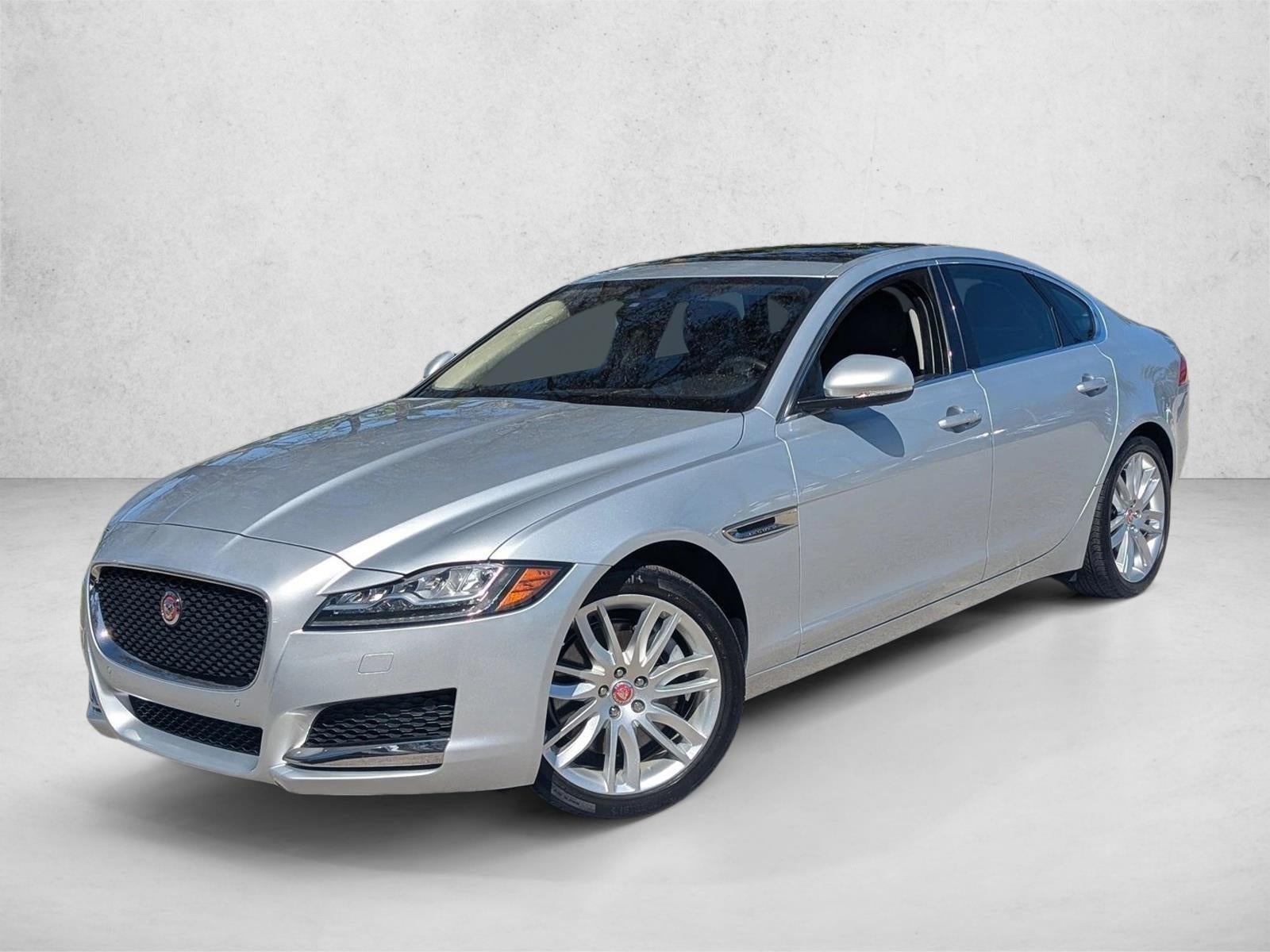 2018 Jaguar XF Sedan 35t Prestige RWD *Ltd Avail*
