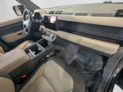 2023 Land Rover Defender 130 X-Dynamic SE AWD