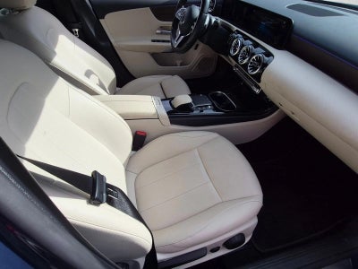 2022 Mercedes-Benz A-Class A 220 4MATIC® Sedan