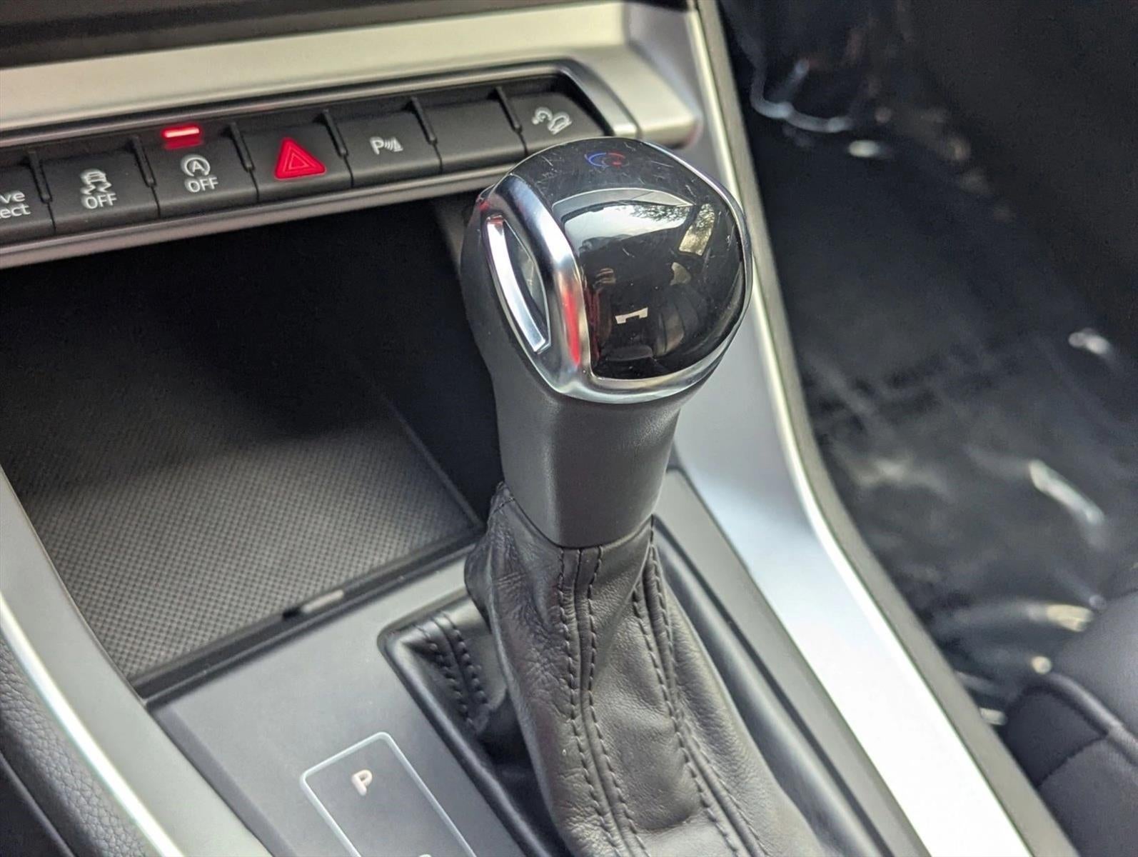 2020 Audi Q3 Premium 45 TFSI quattro