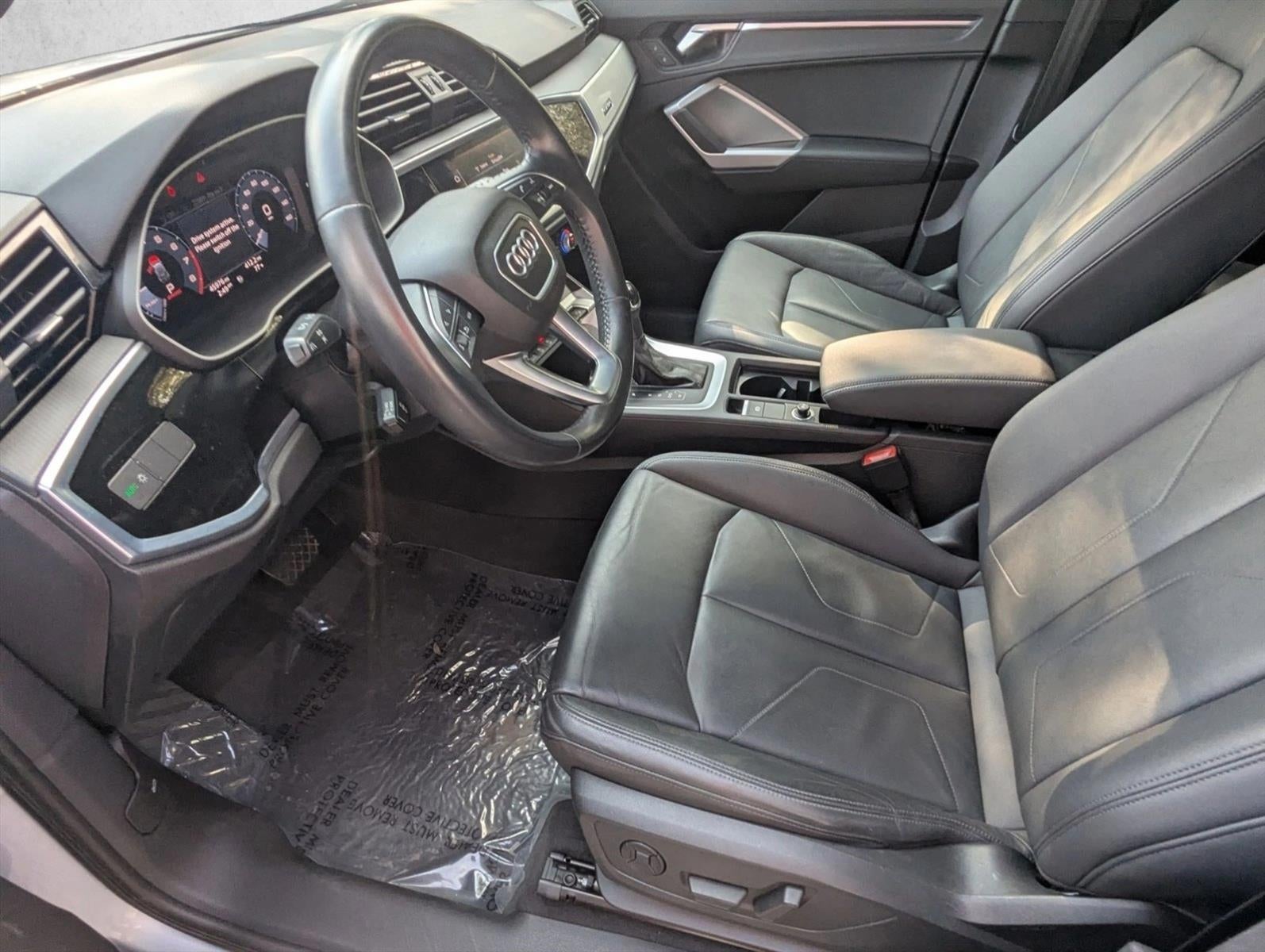 2020 Audi Q3 Premium 45 TFSI quattro