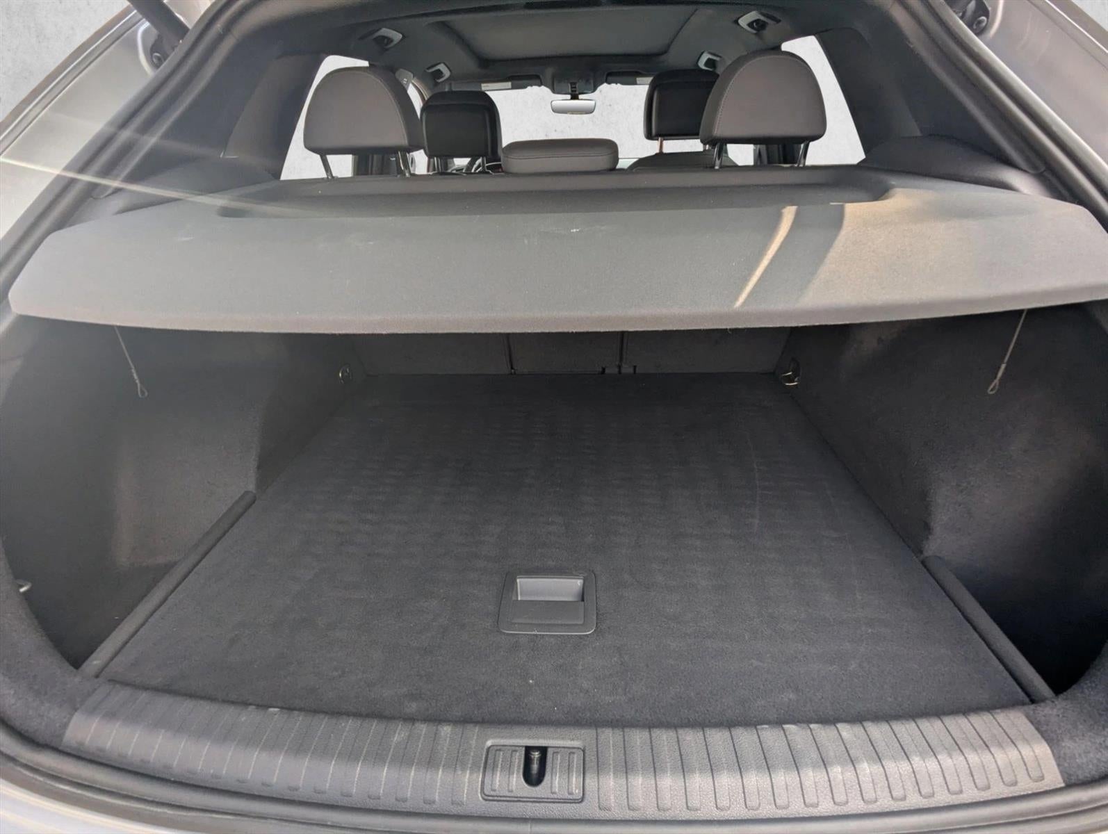 2020 Audi Q3 Premium 45 TFSI quattro