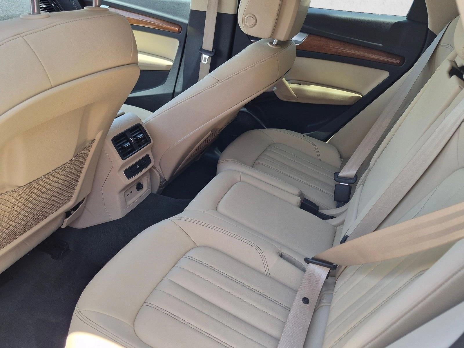 2022 Audi Q5 S line Premium 45 TFSI quattro