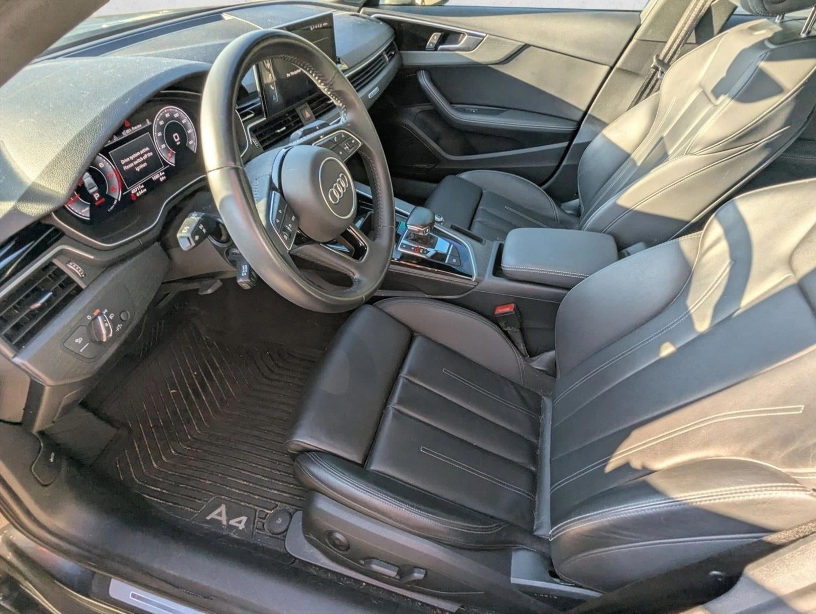 2020 Audi A4 Sedan Premium Plus 45 TFSI quattro