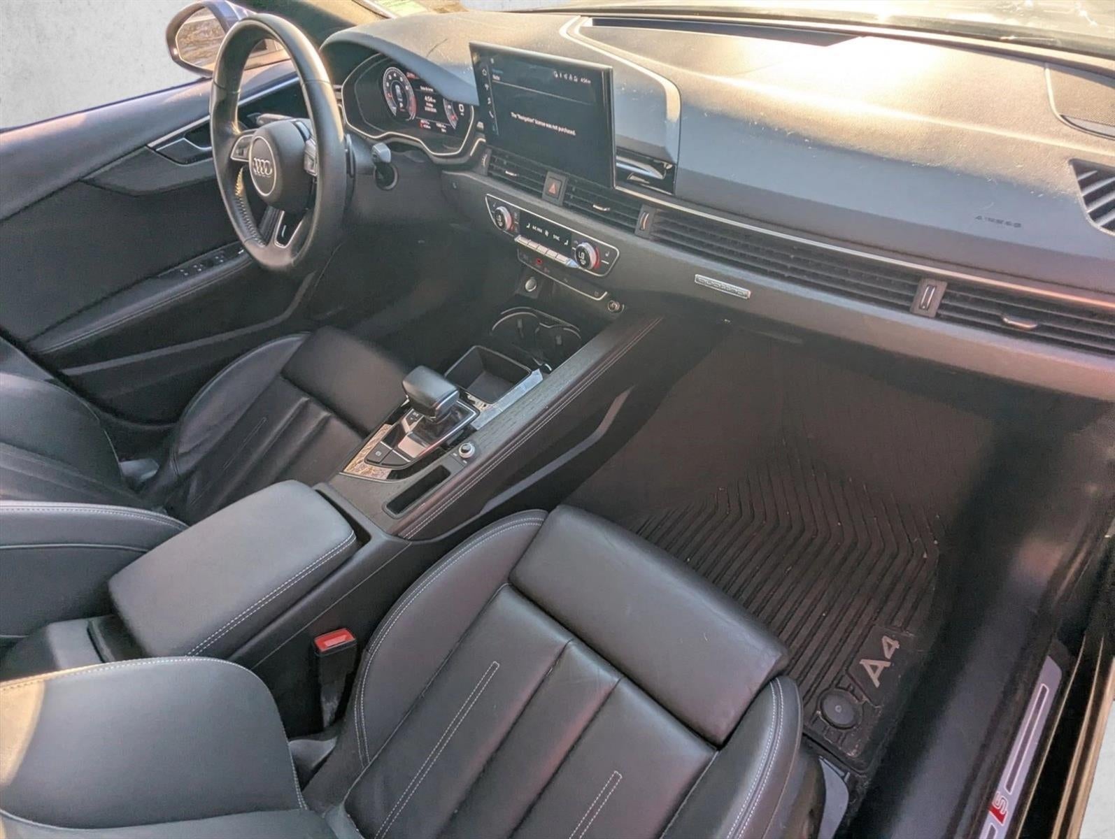 2020 Audi A4 Sedan Premium Plus 45 TFSI quattro