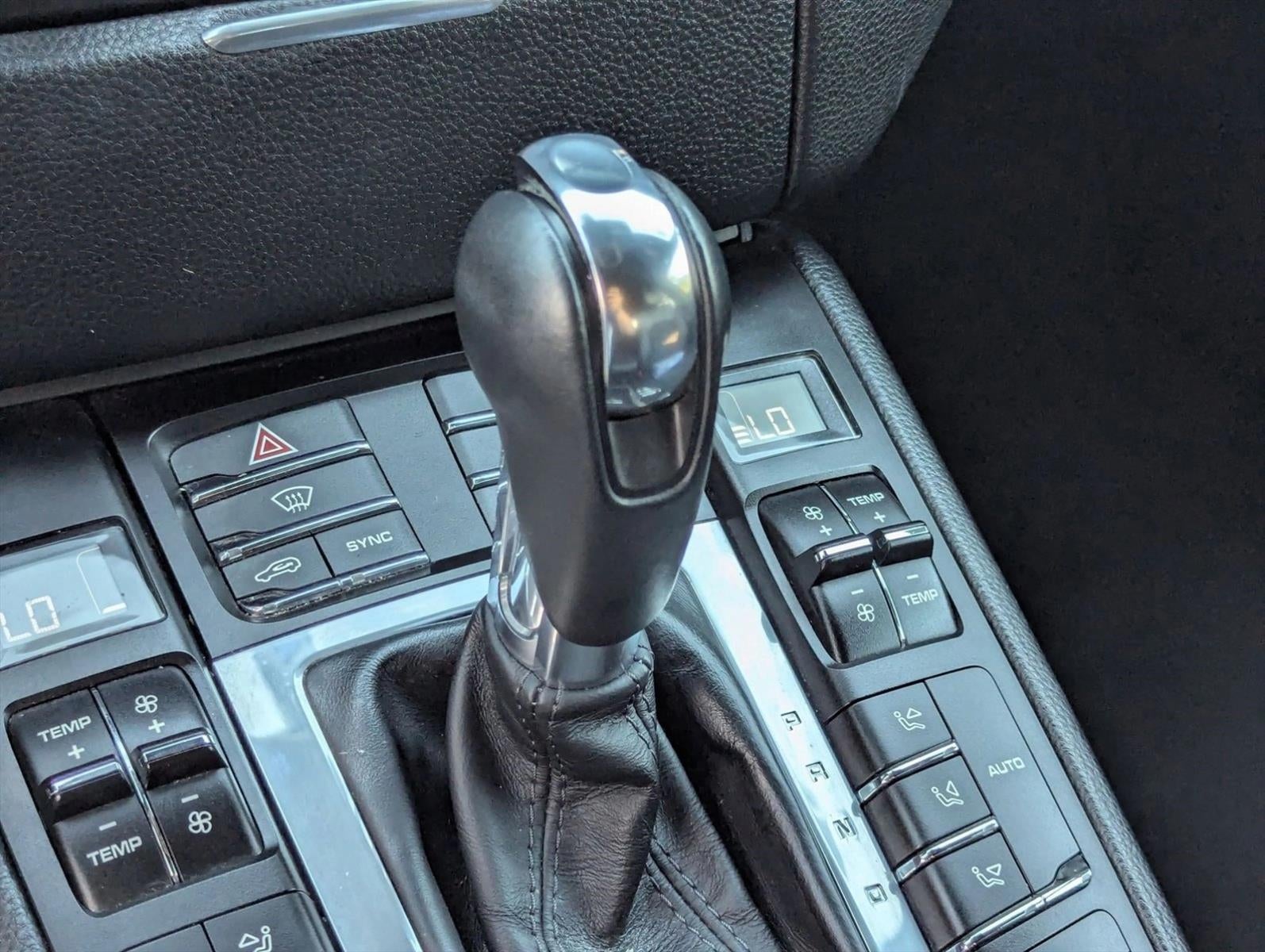 2018 Porsche Macan AWD