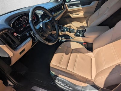 2024 Porsche Cayenne AWD