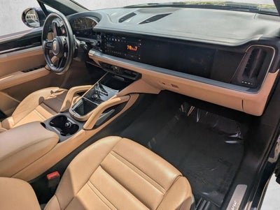2024 Porsche Cayenne AWD