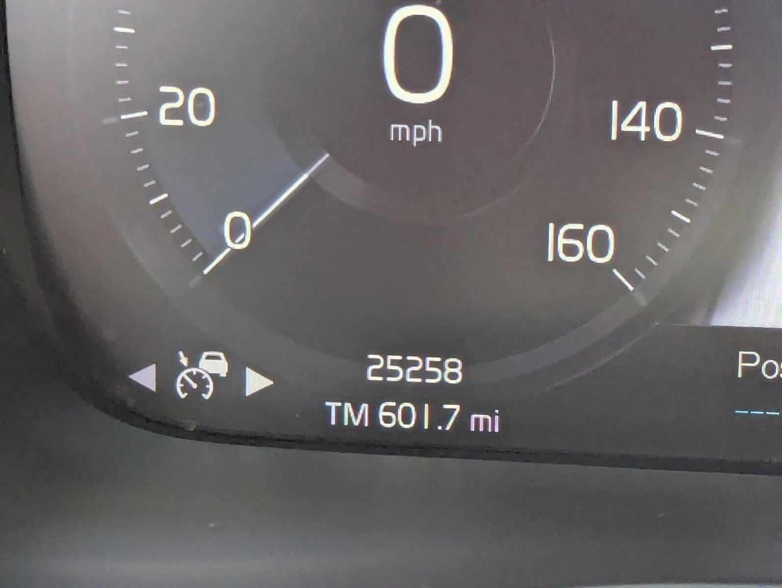 2022 Volvo XC40 T5 AWD R-Design