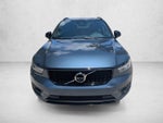 2022 Volvo XC40 T5 AWD R-Design