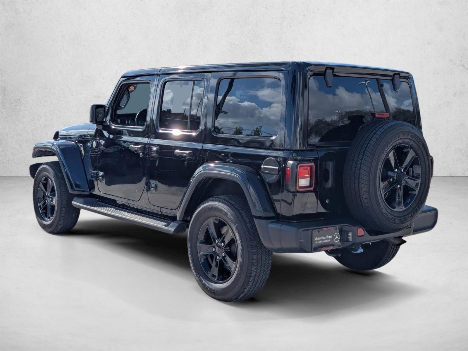 2020 Jeep Wrangler Unlimited Sahara Altitude 4x4