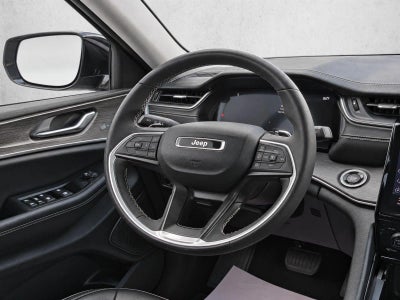 2023 Jeep Grand Cherokee Limited 4x2