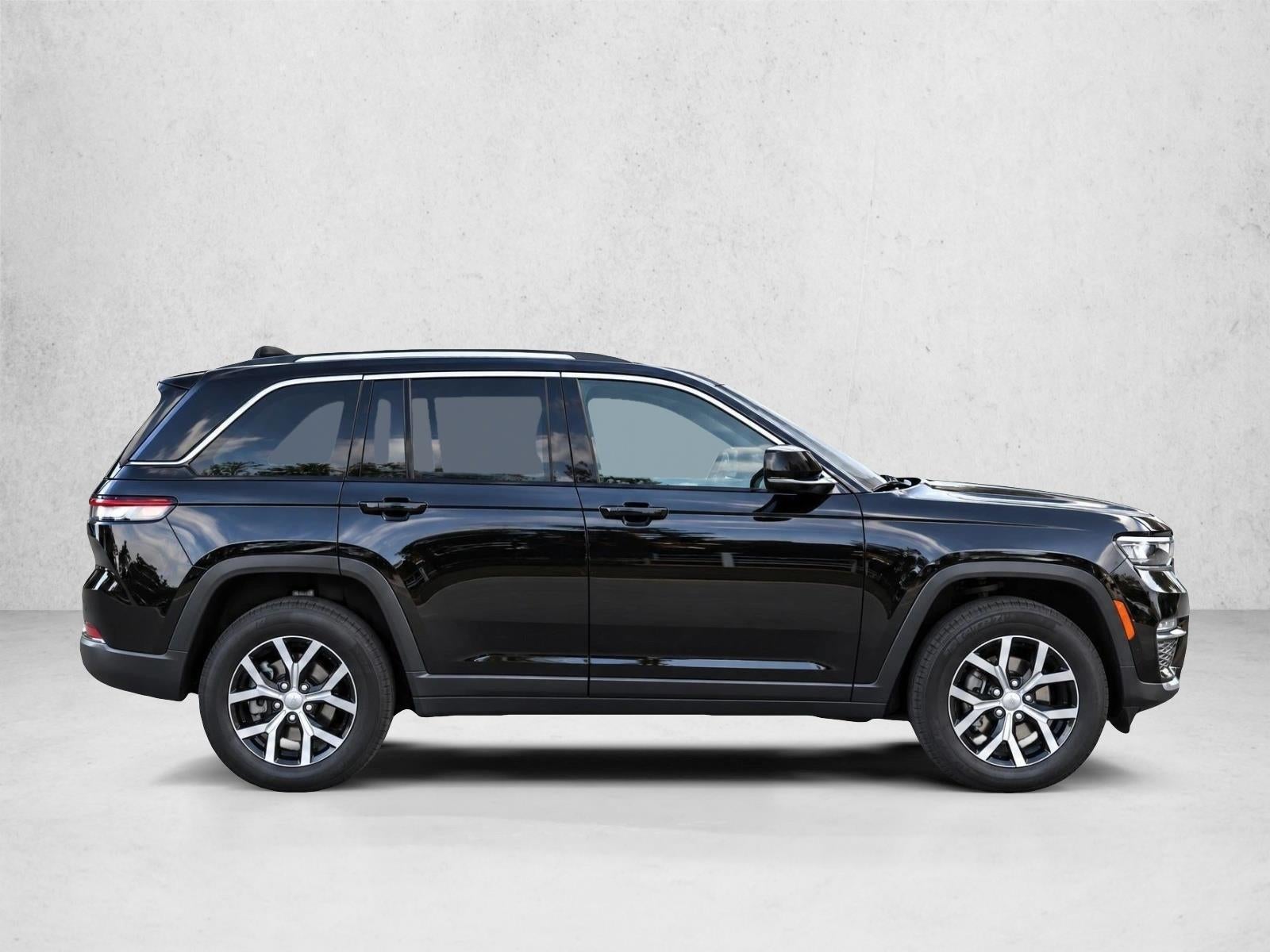 2023 Jeep Grand Cherokee Limited 4x2