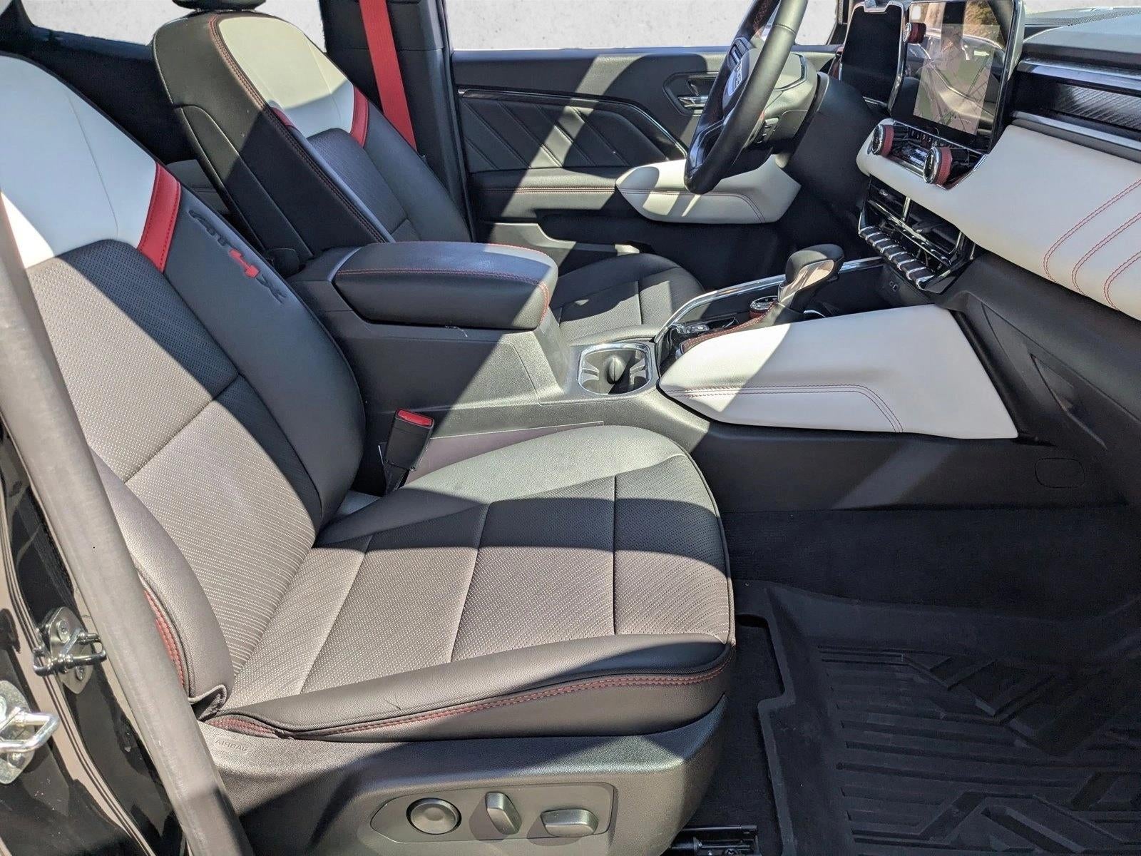 2023 GMC Canyon Crew Cab Short Box 4-Wheel Drive AT4X